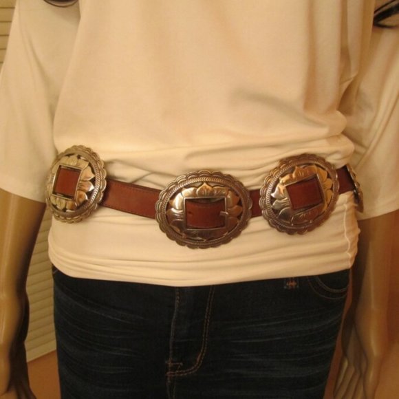 Brighton Accessories - EUC VTG Vintage 1993 Brighton Sunflower Concho Concha Brown Leather XL